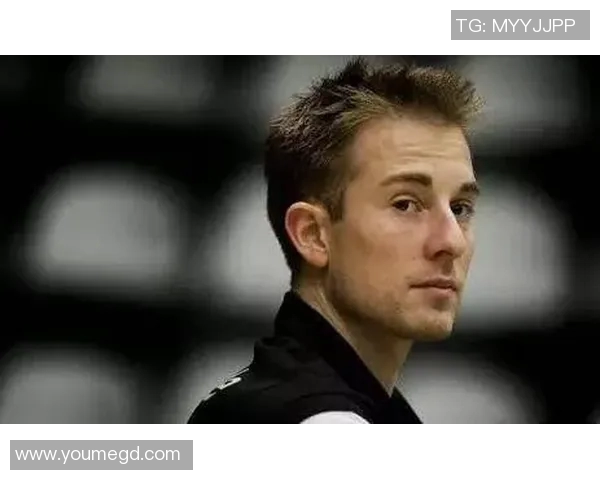 南京羽毛球队崛起之路:从默默无闻到邀请赛的璀璨明星 南京羽毛球队崛起之路:从默默无闻到邀请赛的璀璨明星